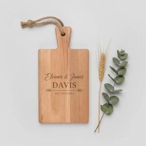 Borrelplank graveren met gravure – origineel cadeau met naam