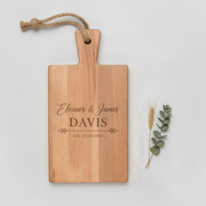 Borrelplank graveren met gravure – origineel cadeau met naam