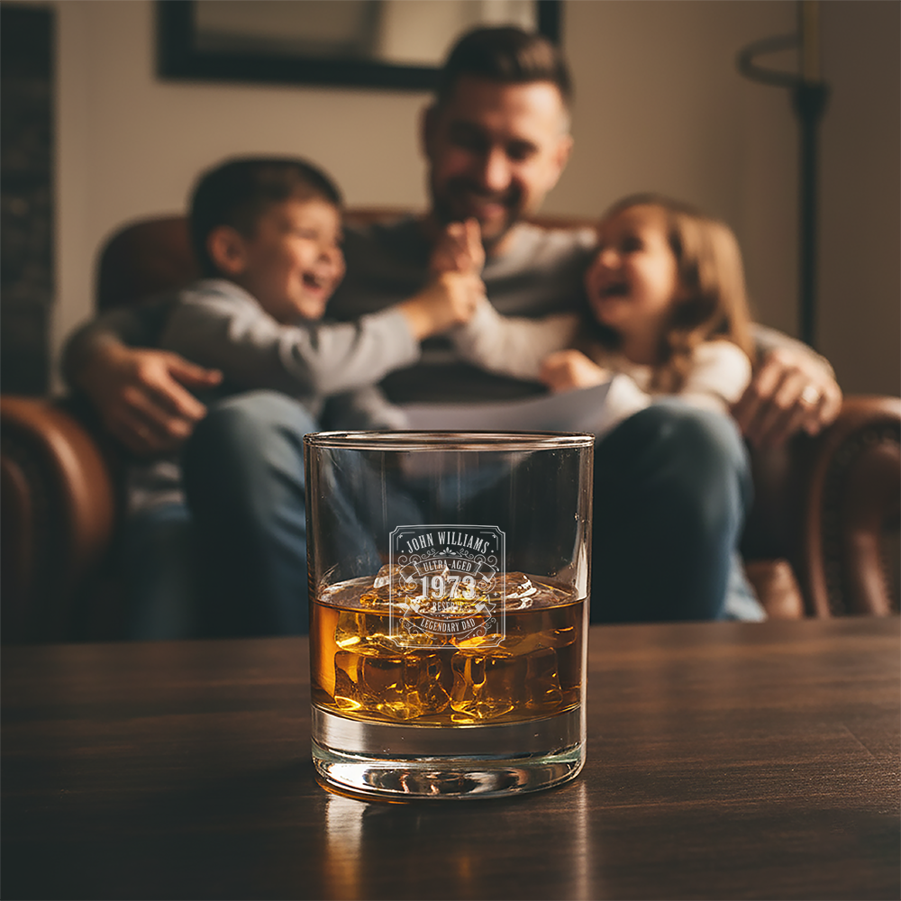 Whiskeyglas graveren Personalsurprise sfeer foto 2 | Gepersonaliseerde cadeaus Gepersonaliseerd en gegraveerd whiskeyglas met eigen ontwerp, ideaal voor unieke geschenken.