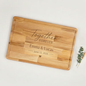 Hakblok beukenhout graveren, ideaal voor gebruik in de keuken.