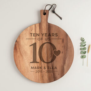 Ronde serveerplank graveren van teakhout, 30 cm, met gravure, perfect persoonlijk cadeau