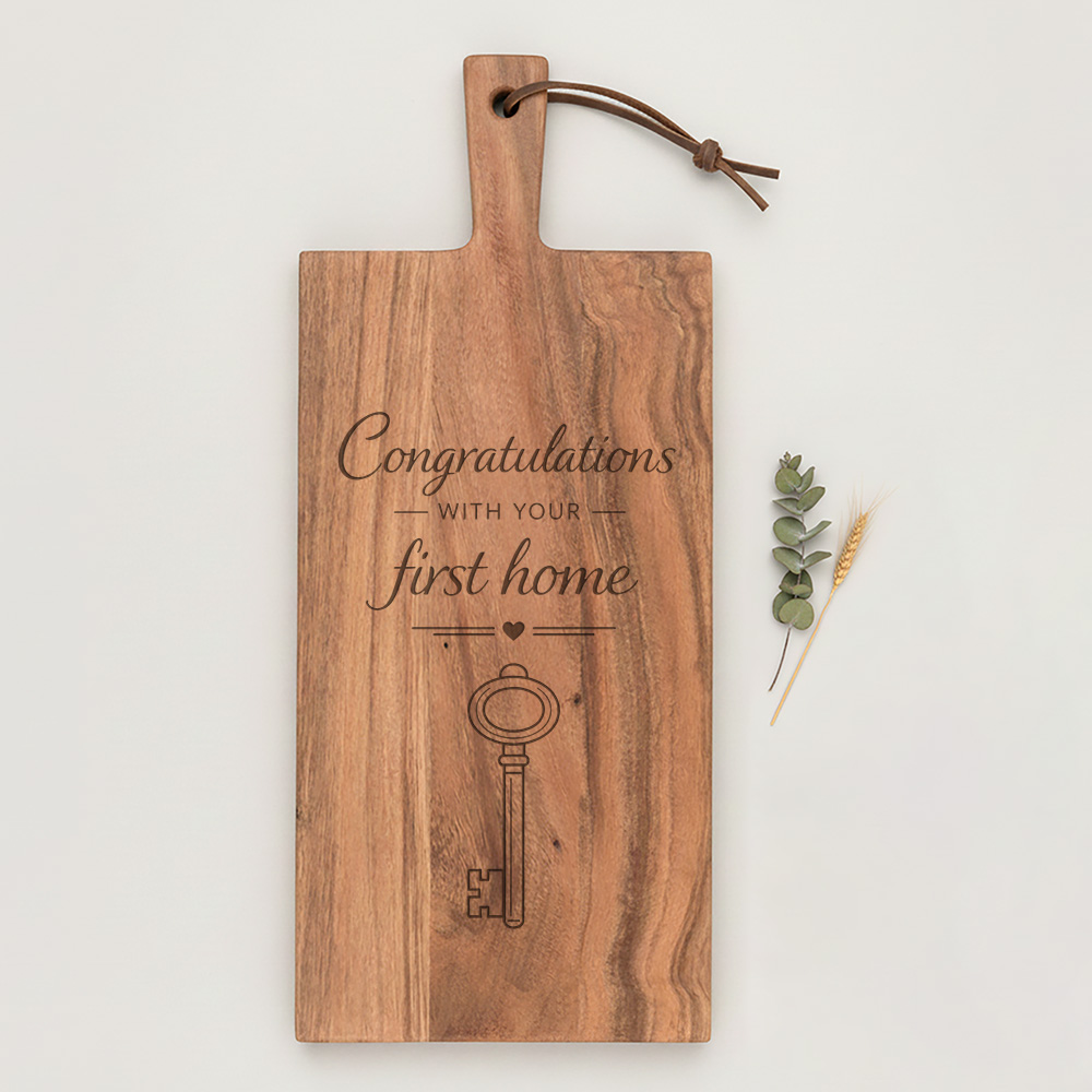 Serveerplank graveren van teakhout met handvat, perfect voor stijlvol serveren.