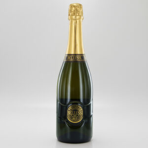 Create a clean product photo using the exact wine bottle from the reference image (/mnt/data/c2d00c56-bd38-4333-8e37-a0f3c9a26f3b.png). The wine bottle must remain 100% identical in: – shape – proportions – colors – reflections – highlights – shadows on the bottle – label design and text – orientation and position Do not alter or distort the bottle in any way. Replace the background with a smooth, uniform light grey backdrop (around #E5E5E5 – #D9D9D9). Ensure: – soft, realistic studio lighting – a subtle natural shadow beneath the bottle – no gradients or textures on the background – no harsh reflections or color shifts – clean, minimal product-photography style The final image should look like a professional studio shot with the wine bottle perfectly isolated on a light grey background.