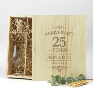 Bierpakket met gegraveerde bierglazen voor 1 bierfles en 2 bierglazen met schuifdeksel, perfect voor gepersonaliseerde geschenken met eigen ontwerp of logo.