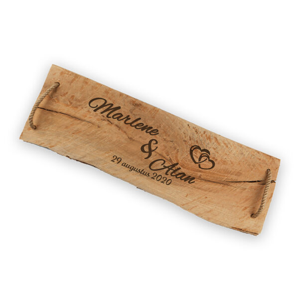 Robuuste houten plank met eigen ontwerp gegraveerd – uniek persoonlijk cadeau