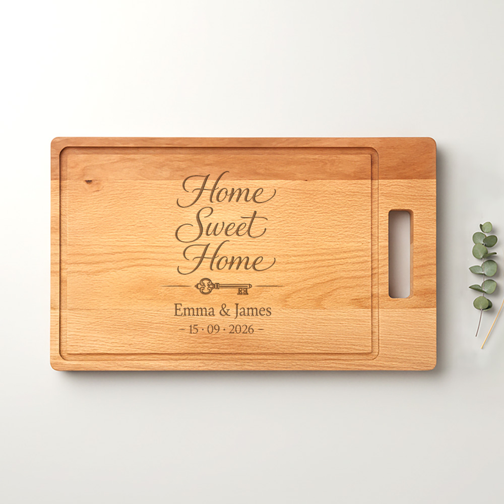 Snijplank met handvat graveren PersonalSurprise beukenhout foto 2 1 | Gepersonaliseerde cadeaus Snijplank graveren met handgreep beukenhout